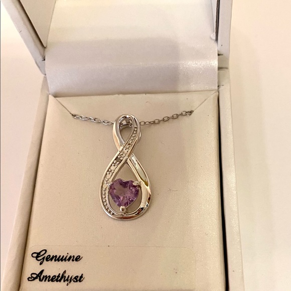 Sterling Silver Necklace With Lilac Heart Stone - Picture 2 of 3